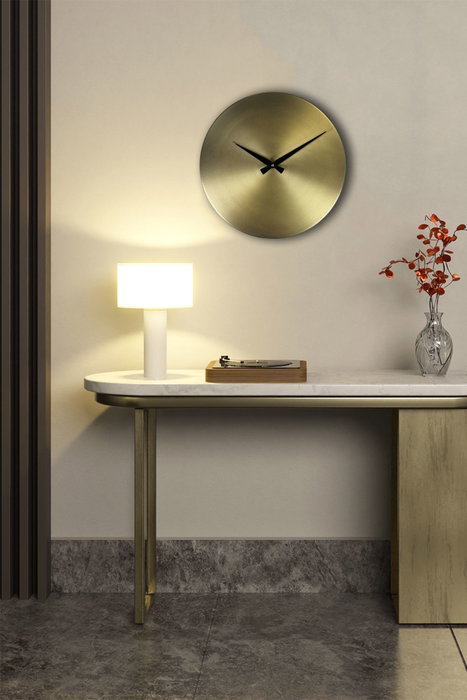 Wallity Reloj de Pared Decorativo de Metal Dorado y Negro Wallity Reloj de Pared Decorativo de Metal Dorado y Negro